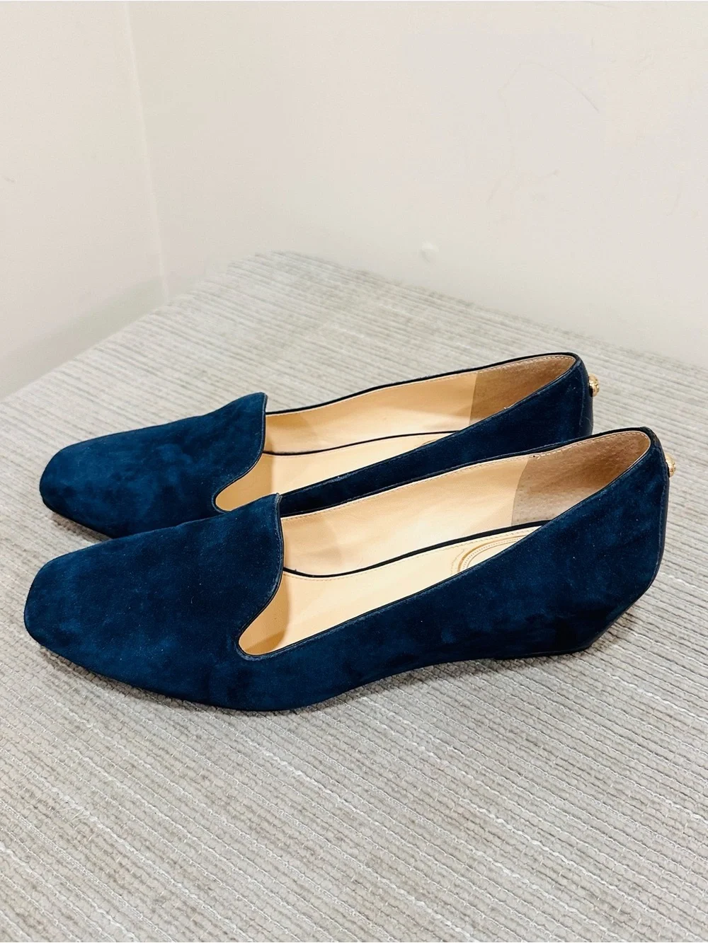 Vince Camuto vc signature